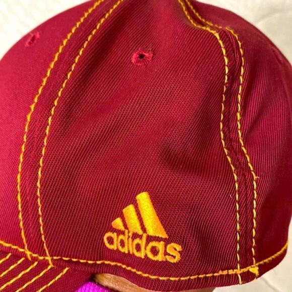 Cleveland Cavaliers Baseball Cap NBA Adidas Flexfit Hat S/M - Picture 8 of 10